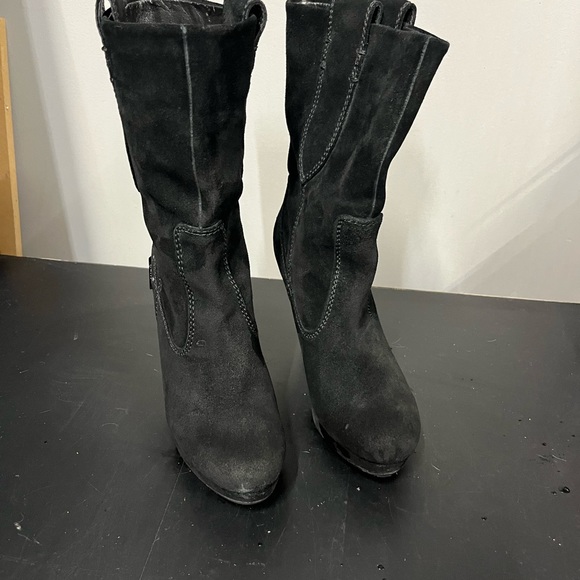 Guess Platform heel boots - Picture 1 of 4